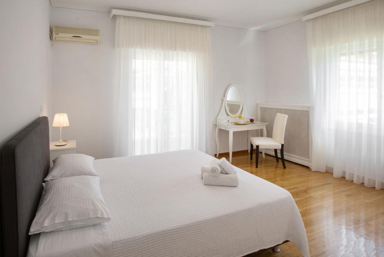 Upscale Luxury Athens Renovated Dream Home In One Of The Most Favorable Locations By National Gardens, Zoo & Hellenic Parliament In Syntagma And Stylish Exquisite Kolonaki Neighborhood Exterior photo
