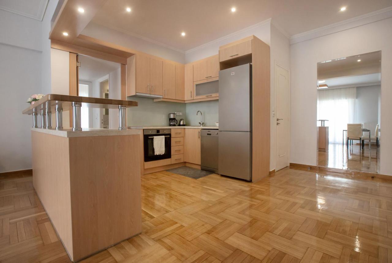Upscale Luxury Athens Renovated Dream Home In One Of The Most Favorable Locations By National Gardens, Zoo & Hellenic Parliament In Syntagma And Stylish Exquisite Kolonaki Neighborhood Exterior photo