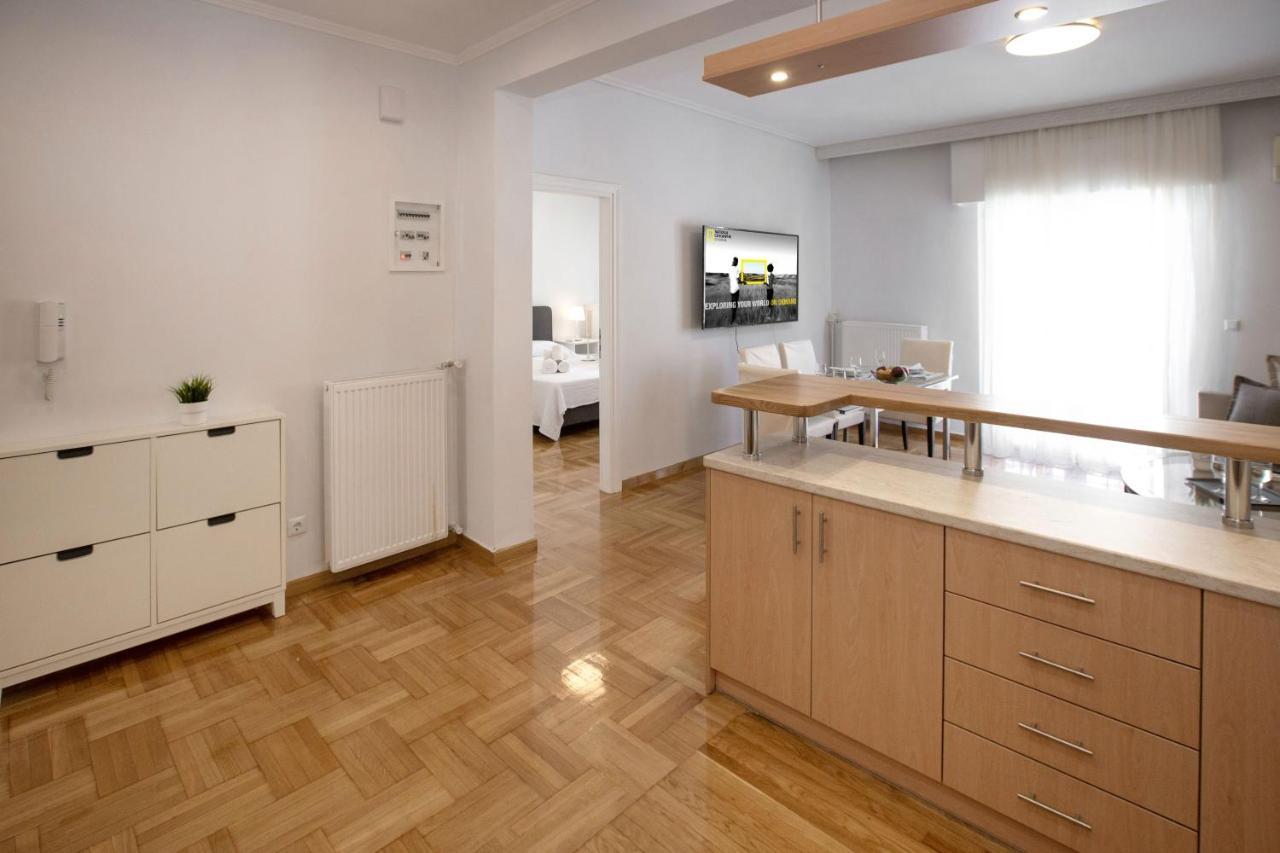 Upscale Luxury Athens Renovated Dream Home In One Of The Most Favorable Locations By National Gardens, Zoo & Hellenic Parliament In Syntagma And Stylish Exquisite Kolonaki Neighborhood Exterior photo